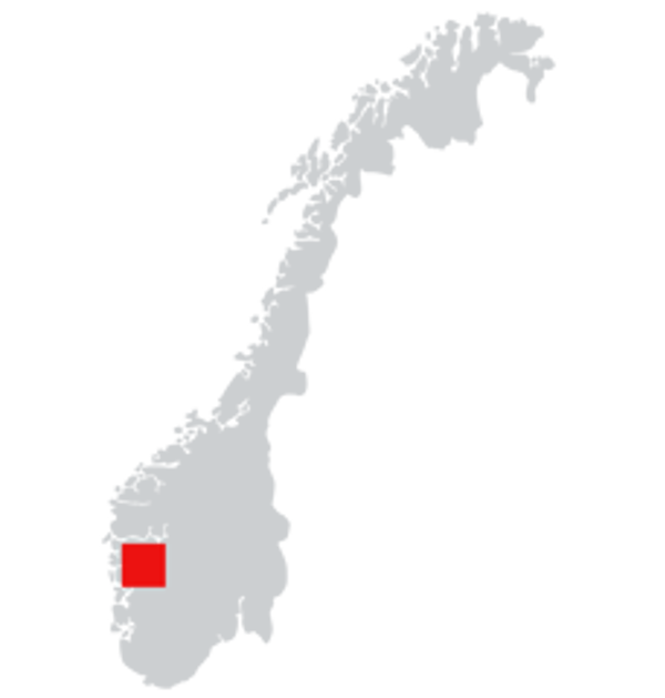 Kart av Norge med et rødt markert område på Vestlandet der Bjølvefossen ligger.